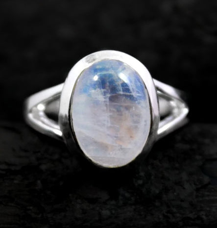 SIZE 6 Oval Radiant deals Blue Rainbow Moonstone 925 Sterling Silver Ring NWT